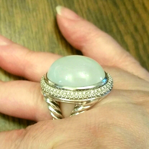 David Yurman Moonstone MOP Ring - Picture 6 of 8